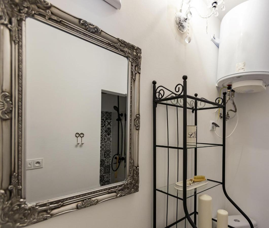 Apartman Charlotte V Dome So Studnou Na Streche Banská Štiavnica Eksteriør billede