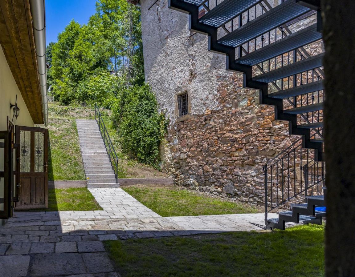 Apartman Charlotte V Dome So Studnou Na Streche Banská Štiavnica Eksteriør billede
